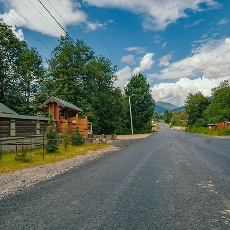 смерекова хата Lodge Iltsi