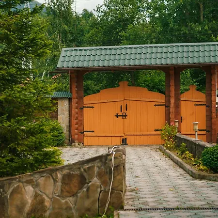 Lodge смерекова хата Iltsi