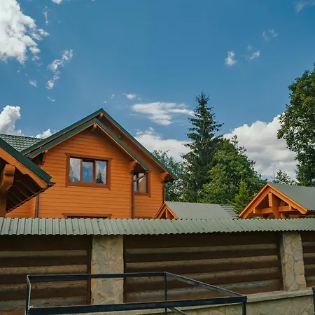 смерекова хата Lodge *