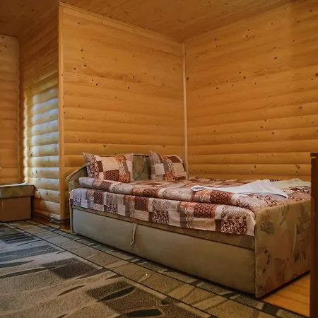 смерекова хата Lodge *