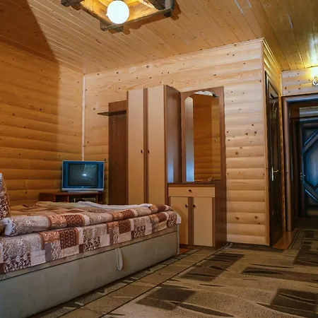 Lodge смерекова хата *