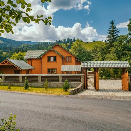 смерекова хата Lodge Iltsi