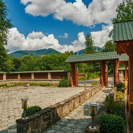 смерекова хата Lodge Iltsi