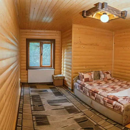 Lodge смерекова хата