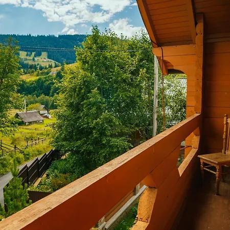 смерекова хата Lodge *